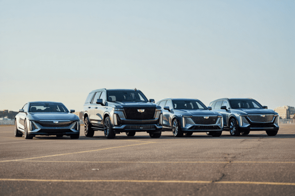 Cadillac: Conheça os SUVs de luxo que a GM pode trazer ao Brasil em 2025 Cadillac: Conheça os SUVs de luxo que a GM pode trazer ao Brasil em 2025