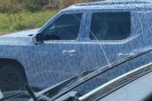 Nova Volkswagen Amarok: Picape já é flagrada em testes no Brasil