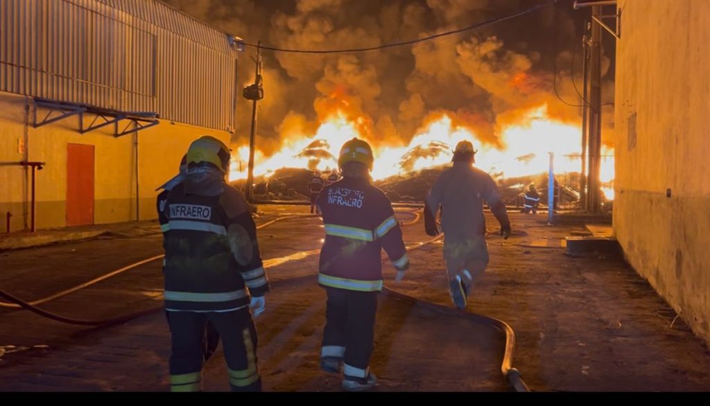 Incêndio atinge fábrica da Effa Motors em Manaus e causa prejuízos; veja detalhes