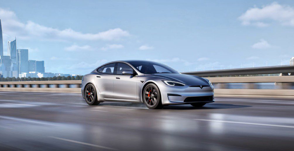 Tesla é condenada em US$ 243 milhões por acidente fatal com piloto automático Tesla é condenada em US$ 243 milhões por acidente fatal com piloto automático