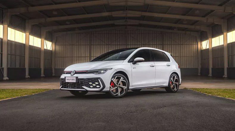 Volkswagen Golf GTI: preço e regras da pré-venda no Brasil Volkswagen Golf GTI: preço e regras da pré-venda no Brasil