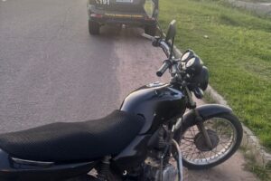 PRF apreende motocicleta com 98 multas e mais de R$ 60 mil em débitos PRF apreende motocicleta com 98 multas e mais de R$ 60 mil em débitos
